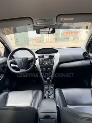 Toyota Vios 2011 Silver