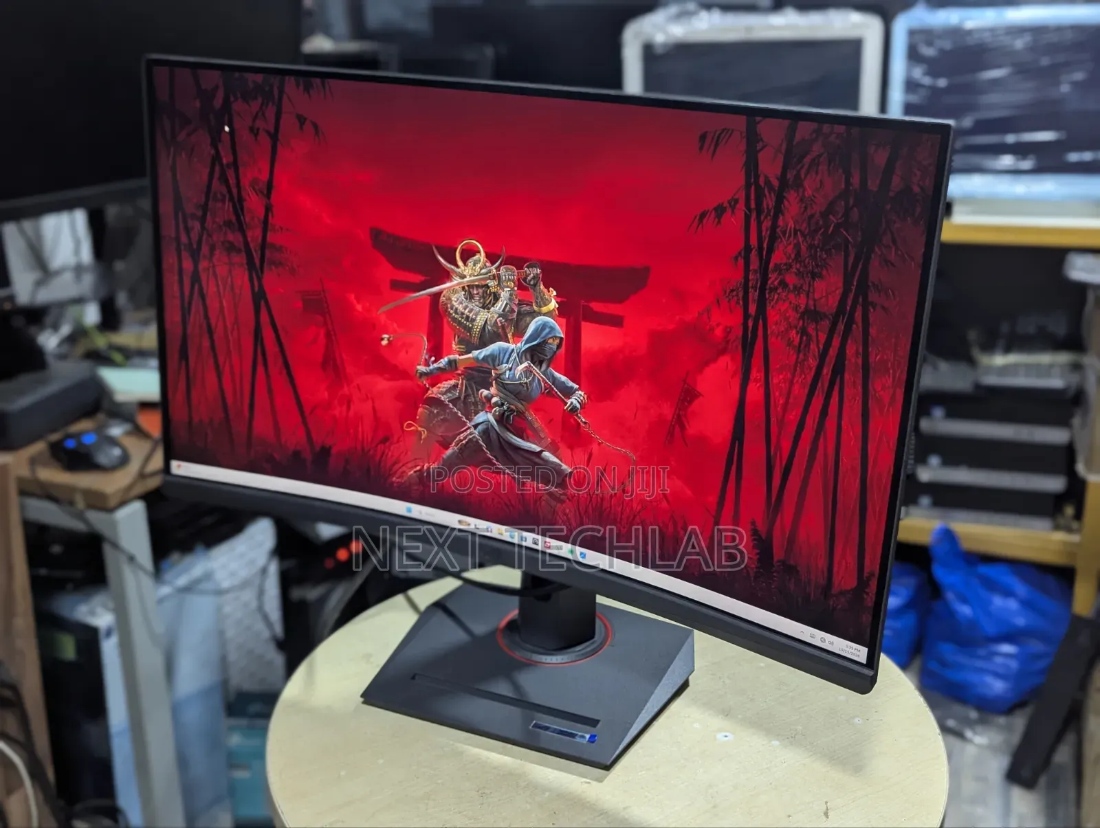 ASUS Curved 2k 32 Inch Monitor