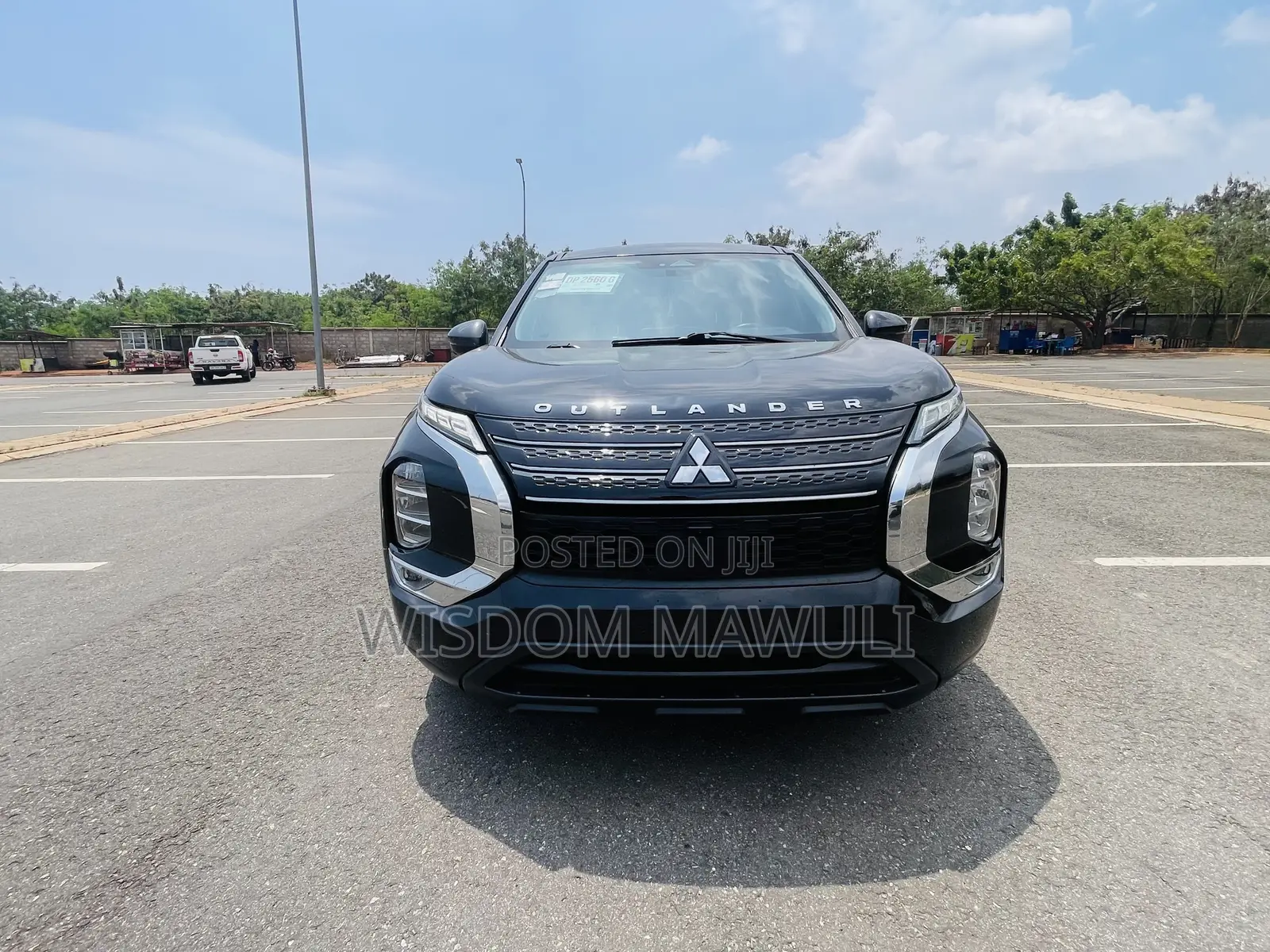 Mitsubishi Outlander 2022 Black