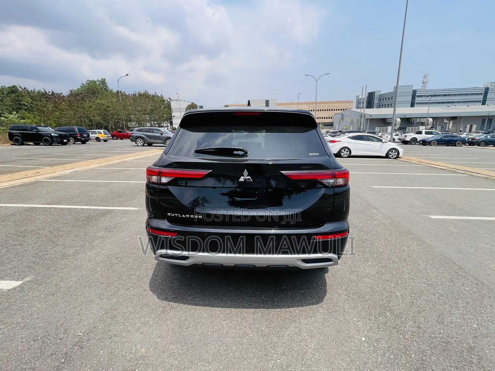 Mitsubishi Outlander 2022 Black