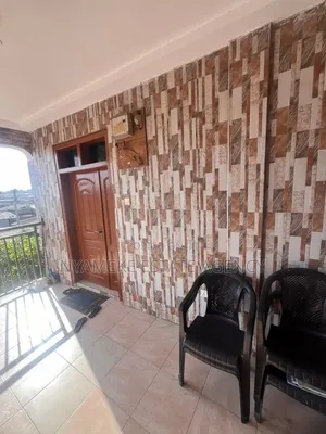 Mini Flat in Exhibition for rent