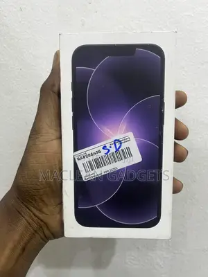 New Apple iPhone 17e 256 GB Black