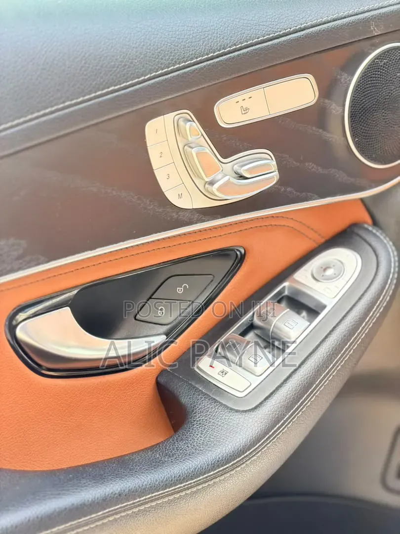 Mercedes-Benz GLC-Class 2018 Blue