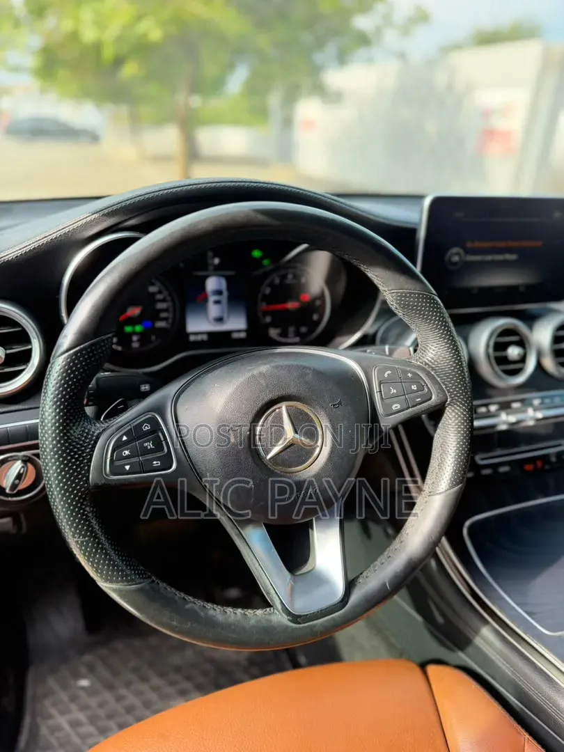 Mercedes-Benz GLC-Class 2018 Blue
