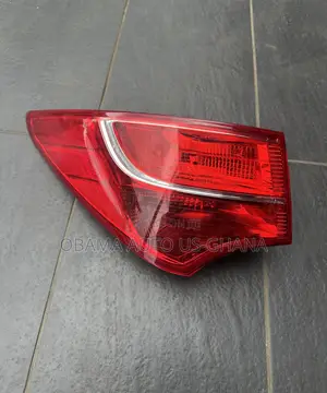 Hyundai Santa Fe / Santafe Taillight 2013 2014 2015 2016 Tail Light
