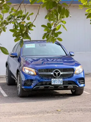 Mercedes-Benz GLC-Class 2018 Blue