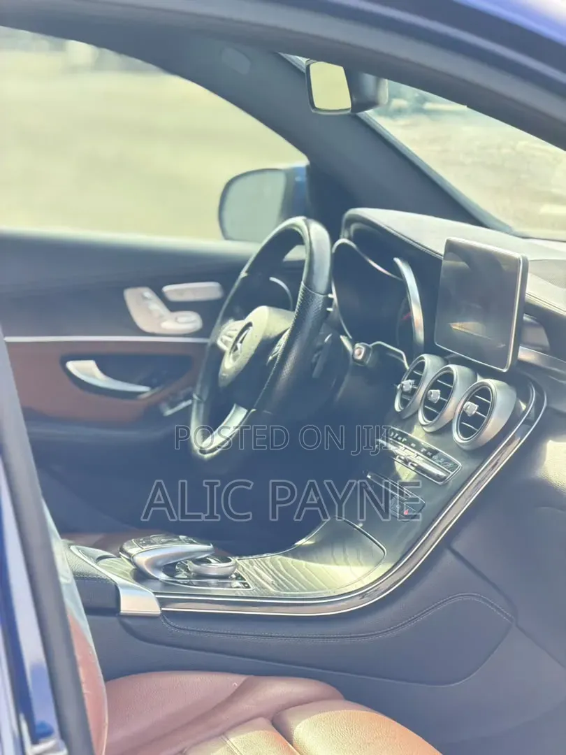 Mercedes-Benz GLC-Class 2018 Blue