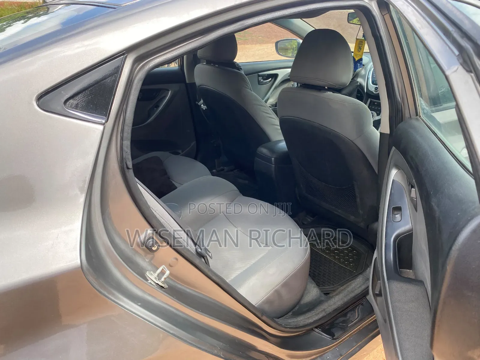 Hyundai Elantra GLS Sedan FWD (1.8L 4cyl 6A) 2013 Gray