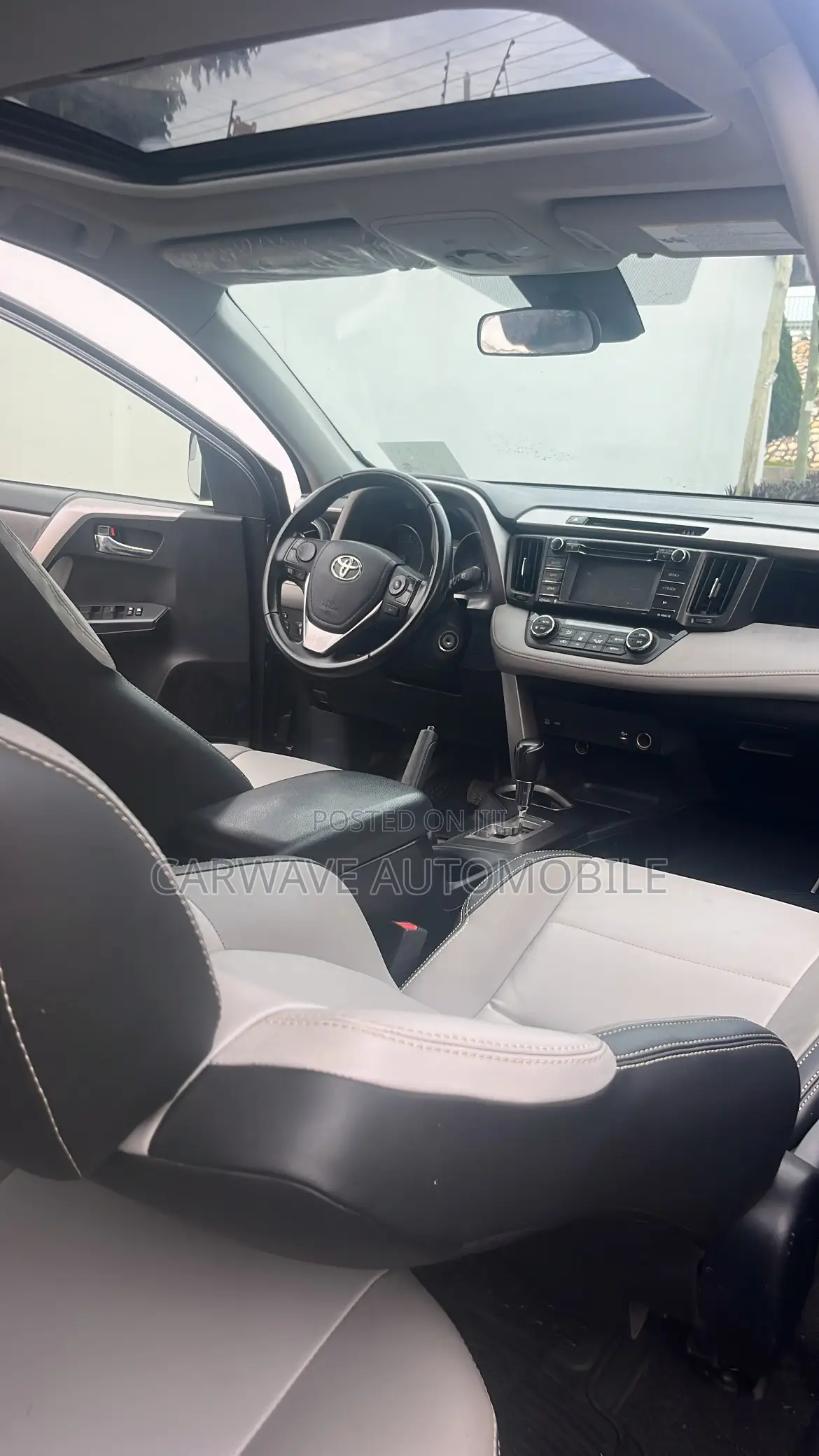 Toyota RAV4 XLE AWD (2.5L 4cyl 6A) 2017 Gray