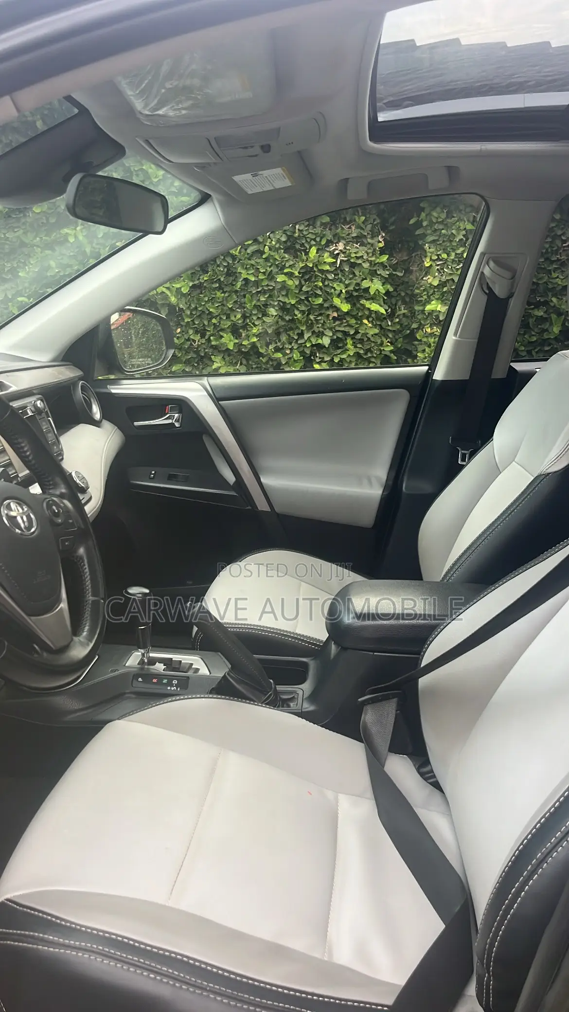Toyota RAV4 XLE AWD (2.5L 4cyl 6A) 2017 Gray