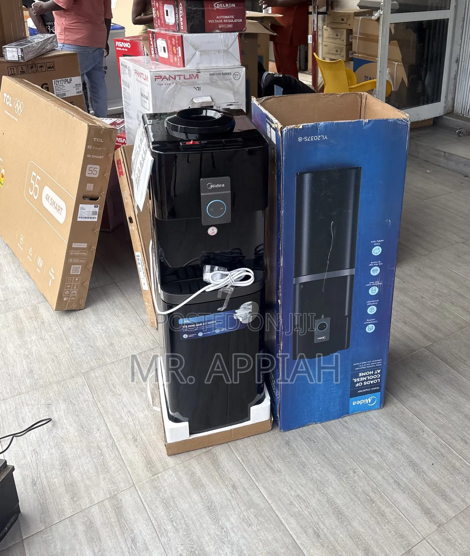 Refreshment Made Easy With Midea 16L Water Dispenser(Black).