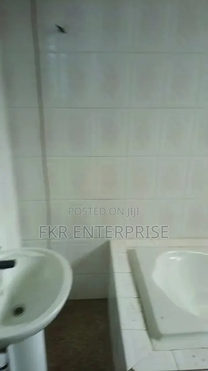 3bdrm Apartment in Fkr Rentals Company, Madina for rent
