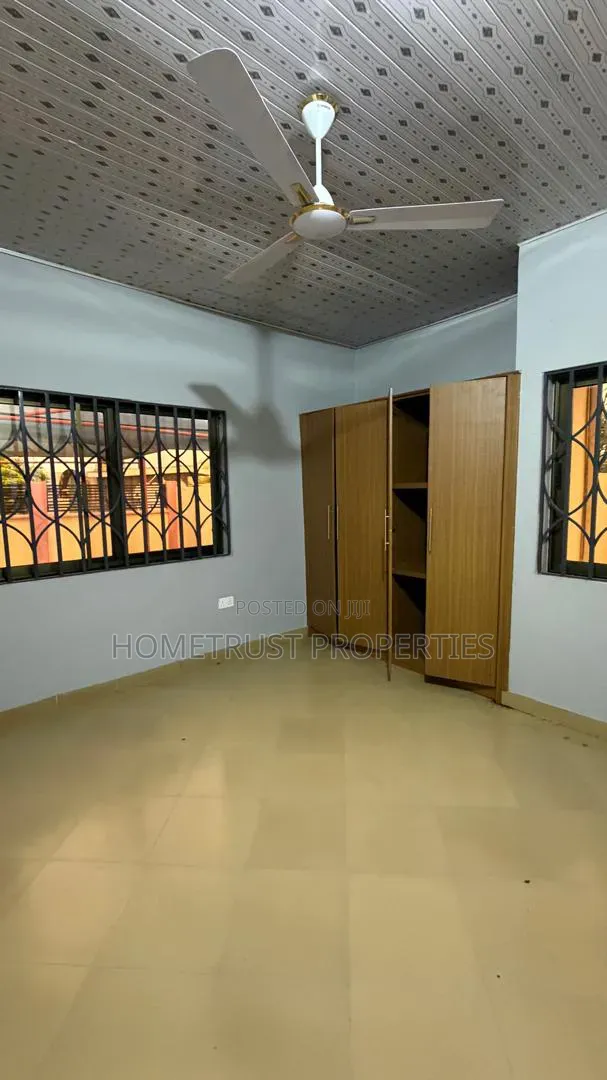 3bdrm House in Adjen Kotoku, Amasaman for sale