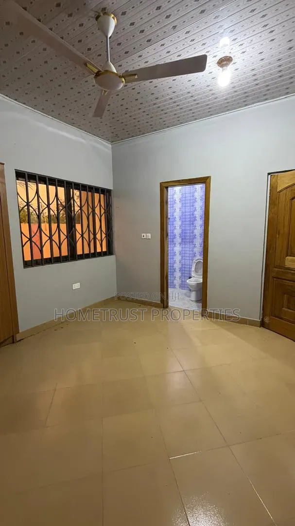 3bdrm House in Adjen Kotoku, Amasaman for sale