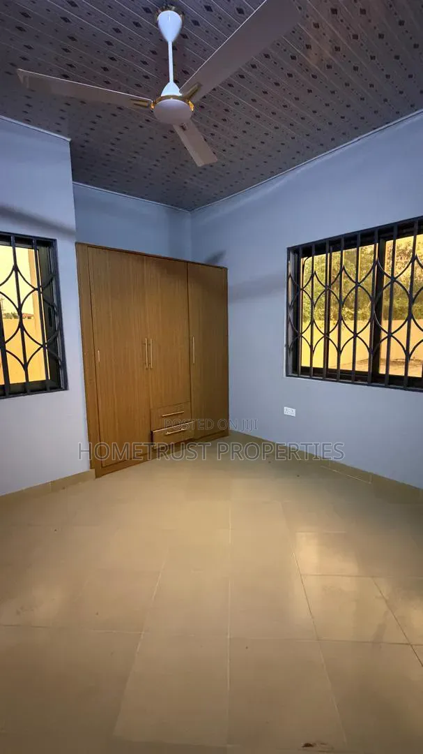 3bdrm House in Adjen Kotoku, Amasaman for sale