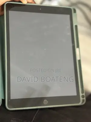 Apple iPad 9.7 32 GB Gray