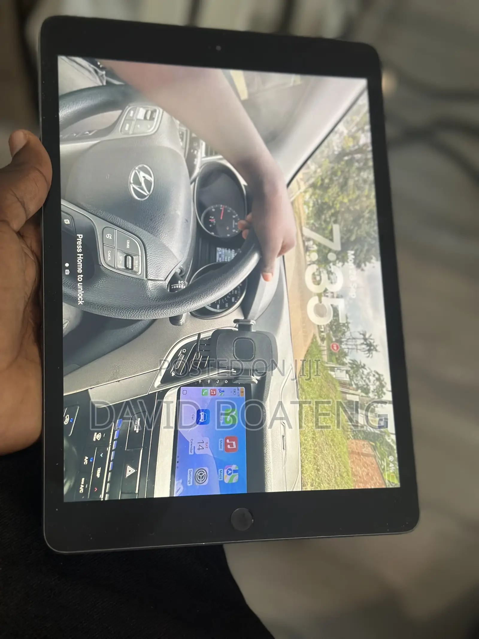 Apple iPad 9.7 32 GB Gray