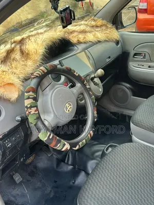 Toyota Sienta 1.5 AWD 2012 Gray