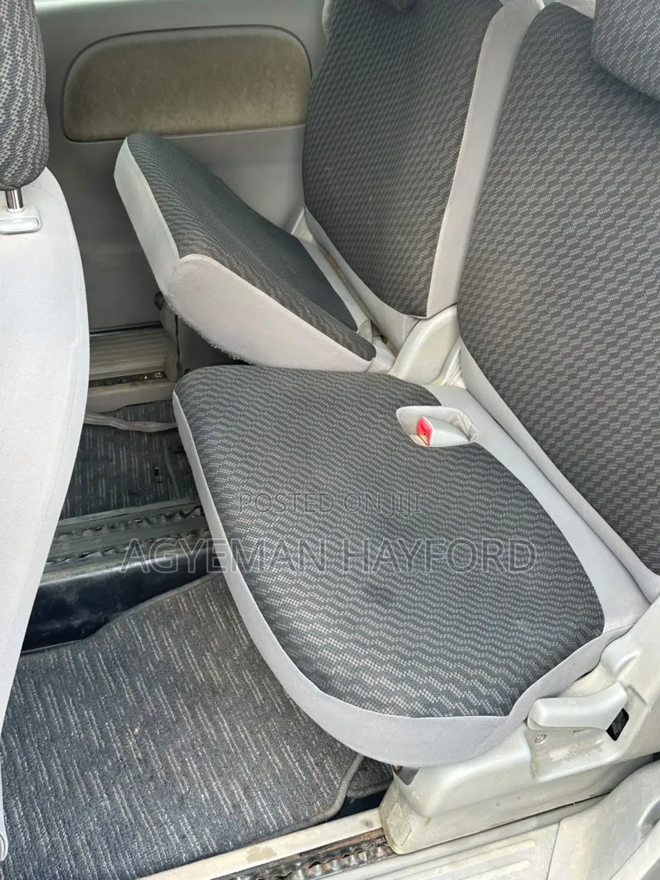 Toyota Sienta 1.5 AWD 2012 Gray