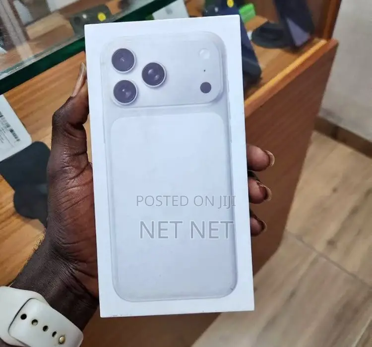 New Apple iPhone 17 Pro Max 512 GB White