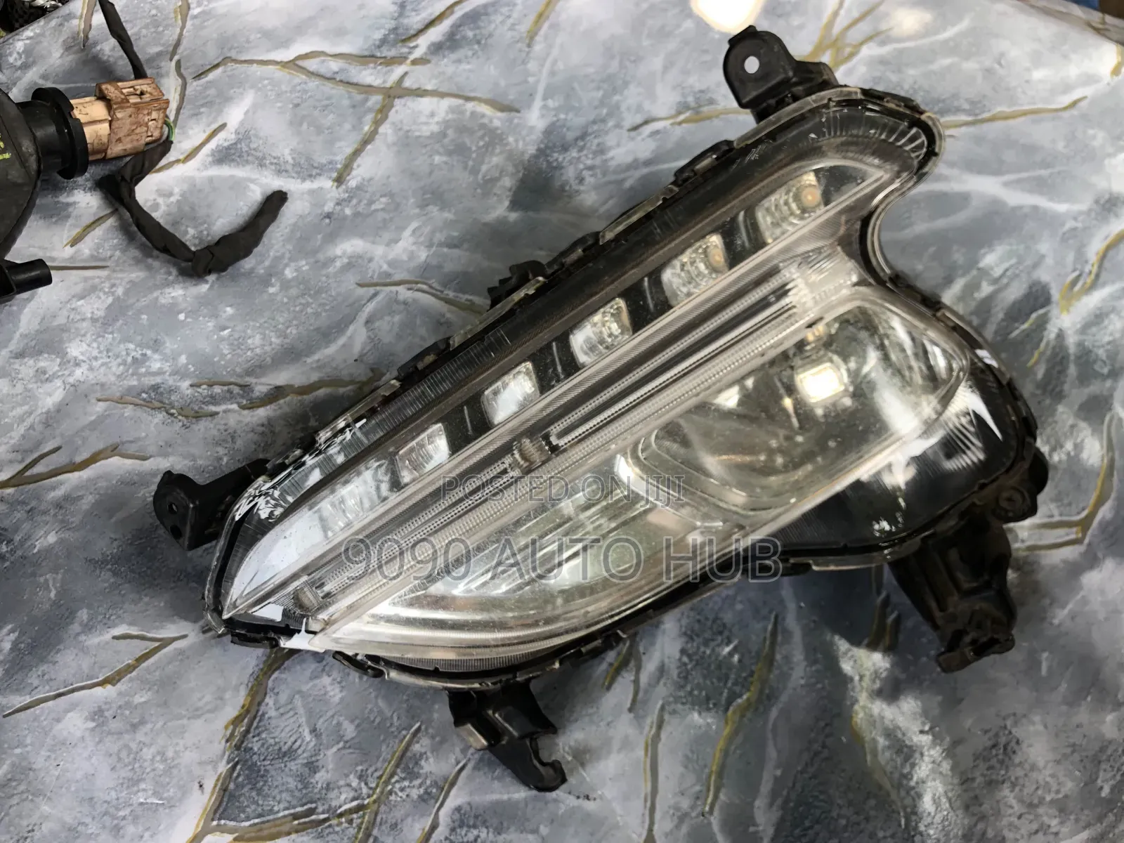 Hyundai Santa Fe Sport 2017, 2018 Fog Light Pair – Foreign Used