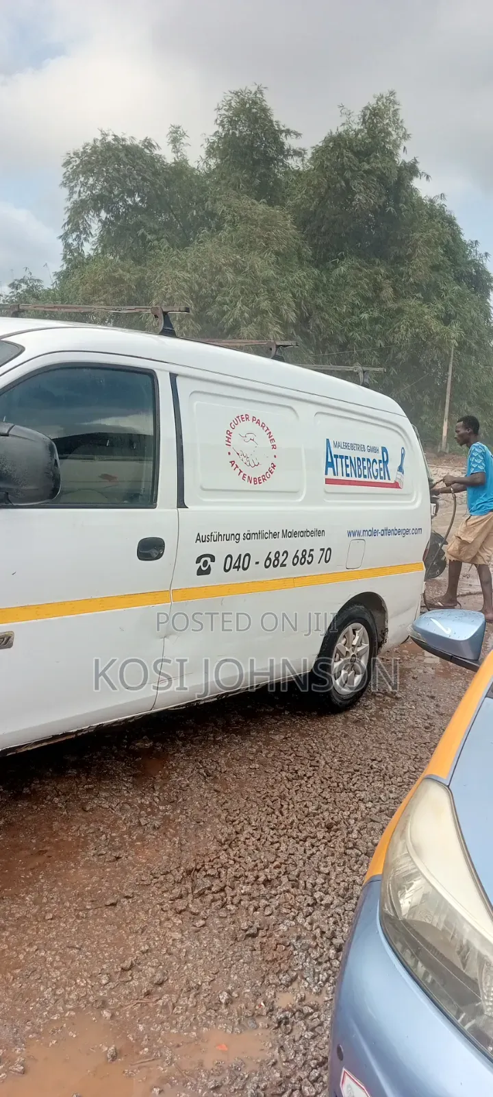 Hyundai H-100 2004 White