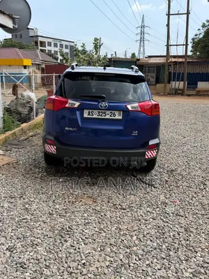 Toyota RAV4 2015 Blue