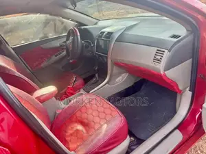 Toyota Corolla LE 4dr Sedan (1.8L 4cyl 4A) 2010 Red