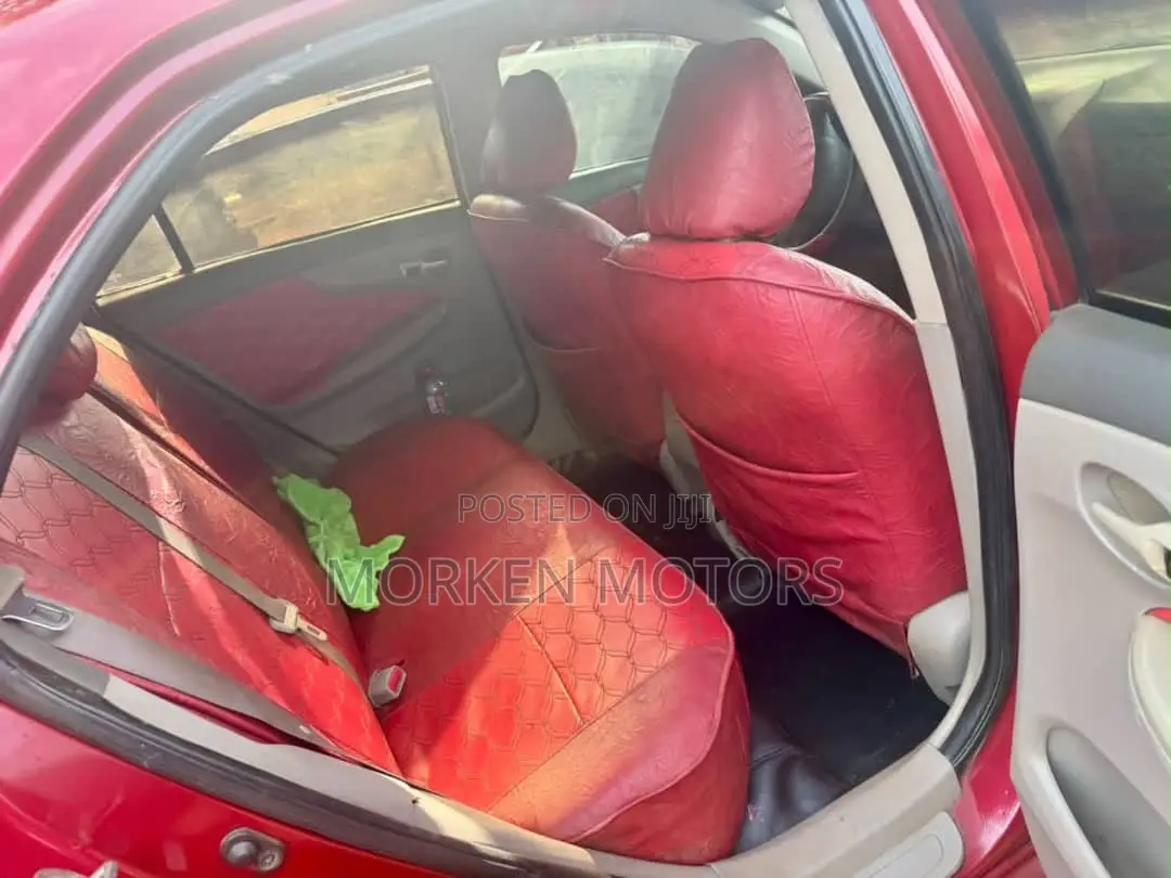 Toyota Corolla LE 4dr Sedan (1.8L 4cyl 4A) 2010 Red