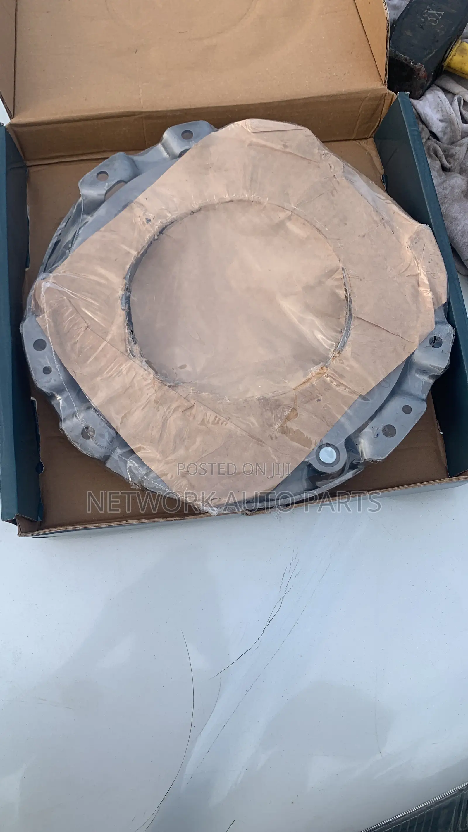 Pressure Plate and Disk for Nissan Hard Body(mp 300)and More