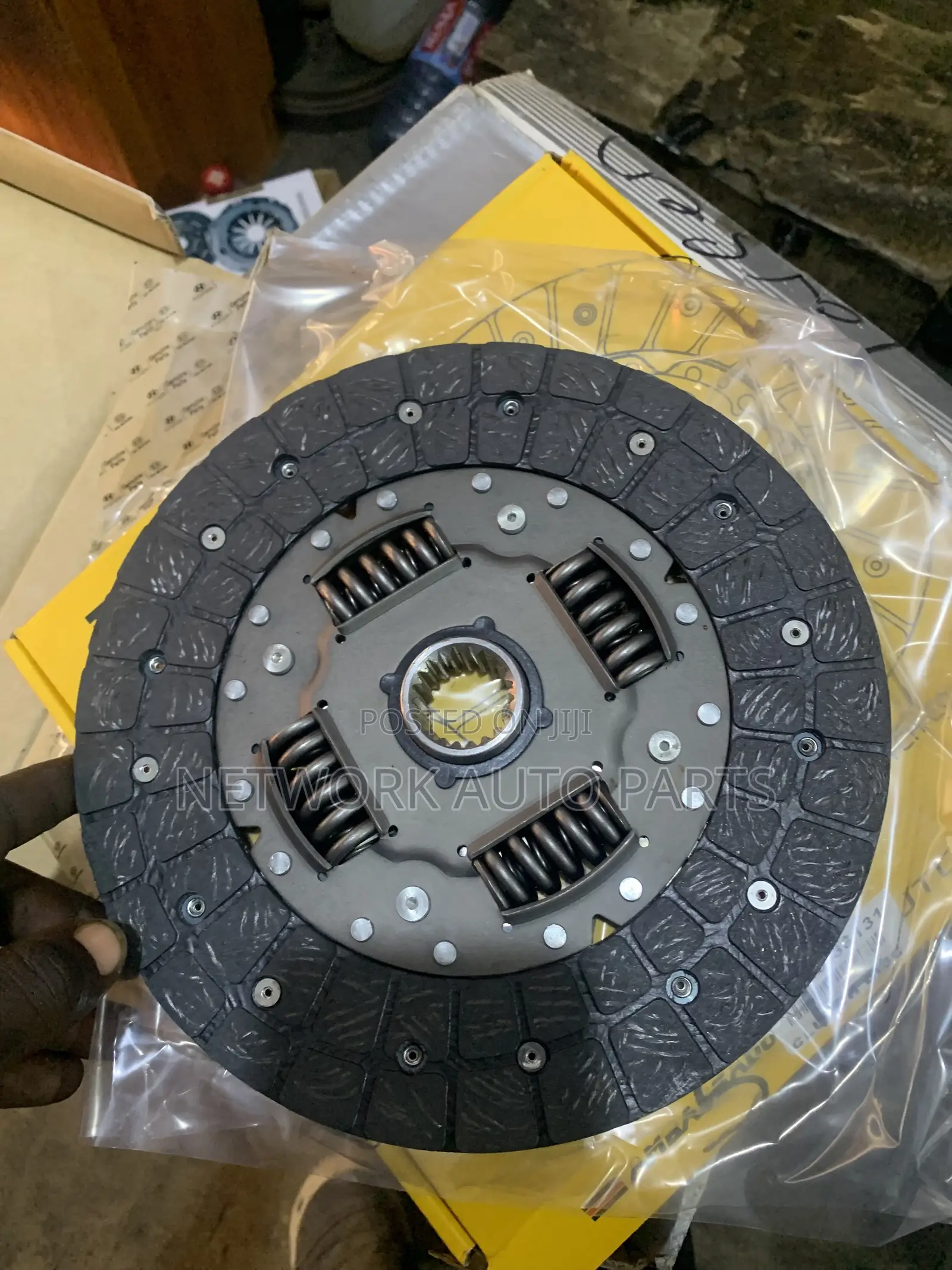Pressure Plate and Disk for Nissan Hard Body(mp 300)and More