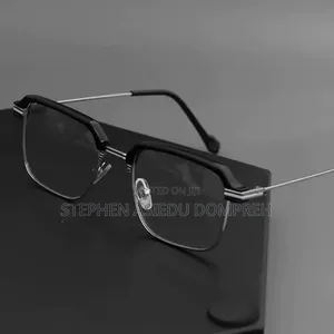 Photochromic Glasses — Protect Your Eyes From Screens