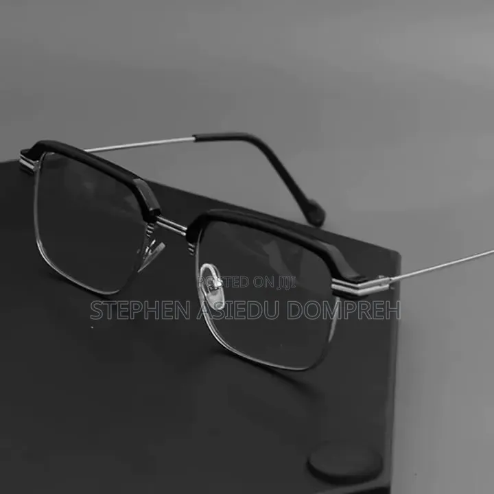 Photochromic Glasses — Protect Your Eyes From Screens
