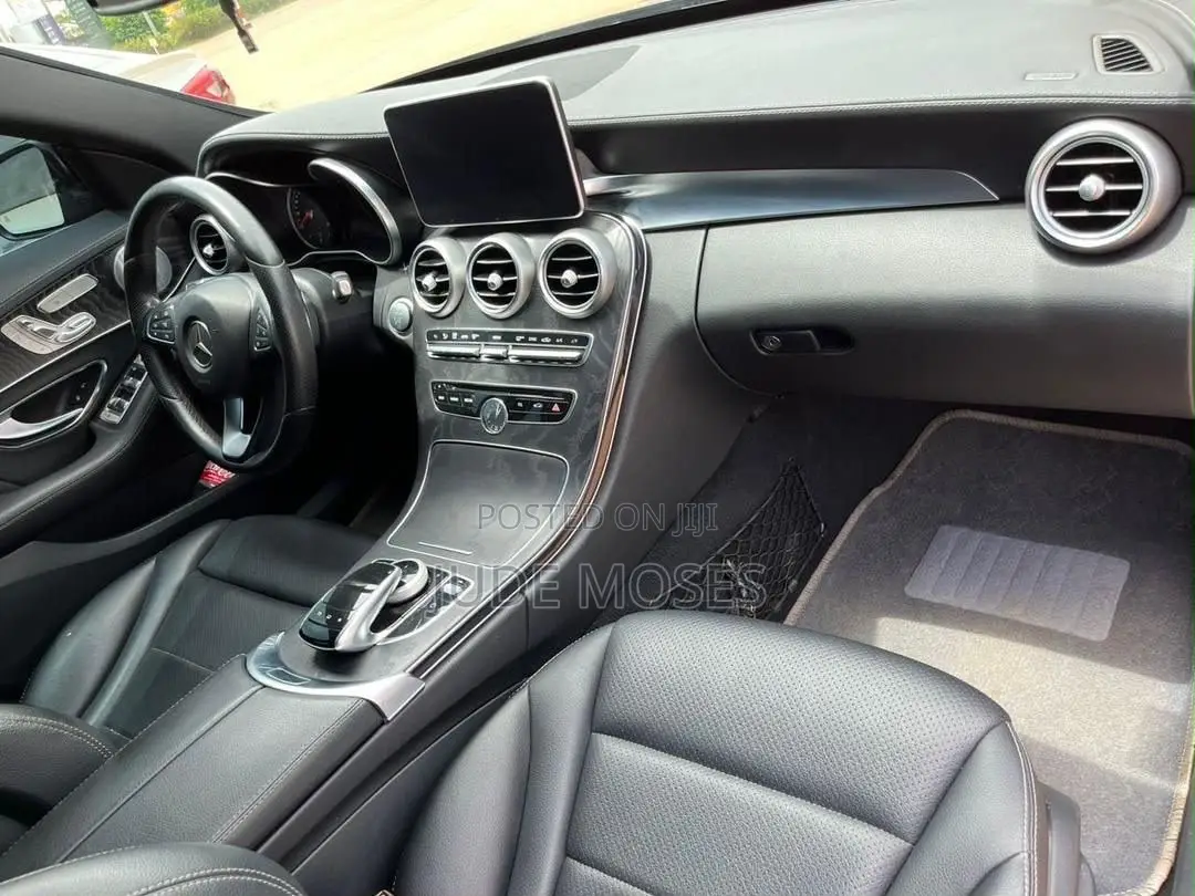 Mercedes-Benz C300 Luxury 4Matic Sedan AWD (2.0L 4cyl 7A) 2016 Black