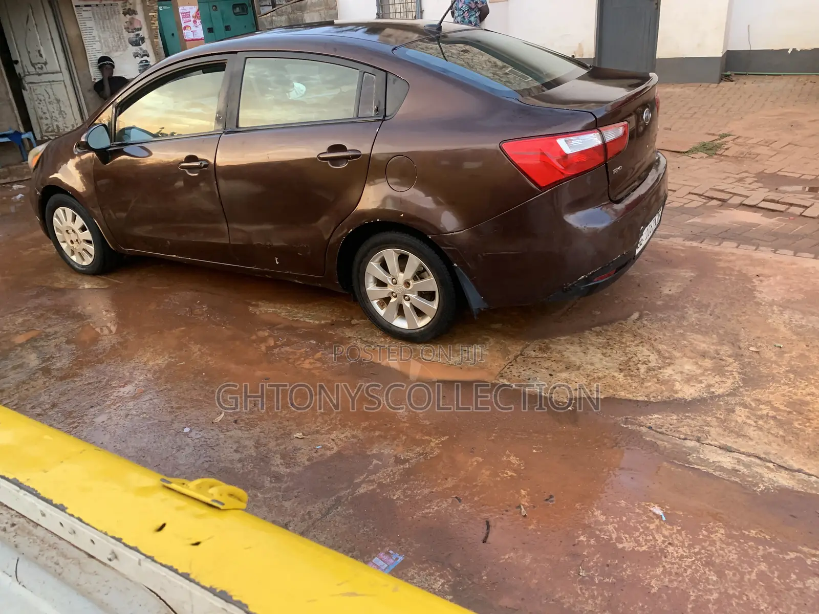 Kia Rio LX 4dr Sedan (1.6L 4cyl 6M) 2013 Brown