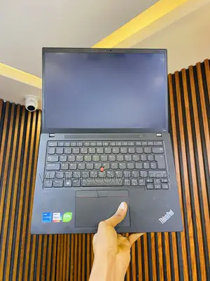 Laptop Lenovo ThinkPad T14s G4 16GB Intel Core i5 SSD 256GB