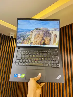 Laptop Lenovo ThinkPad T14s G4 16GB Intel Core i5 SSD 256GB