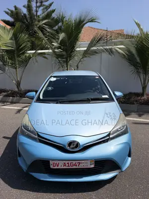 Toyota Vitz 2015 Blue
