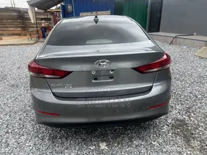 Hyundai Elantra 2027 Gray