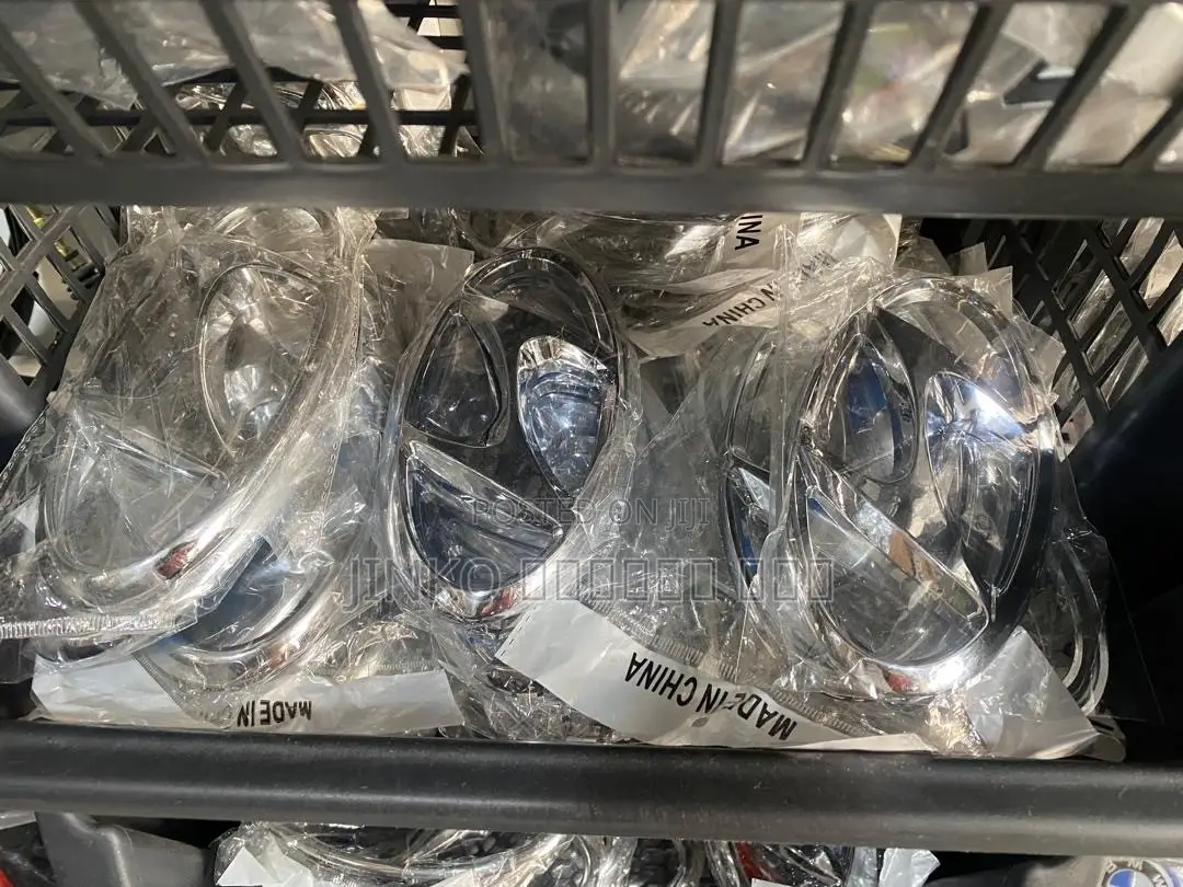 Toyota,Honda,Hyundai,ford Benz,Lexus,All Emblems/Crowns Available.