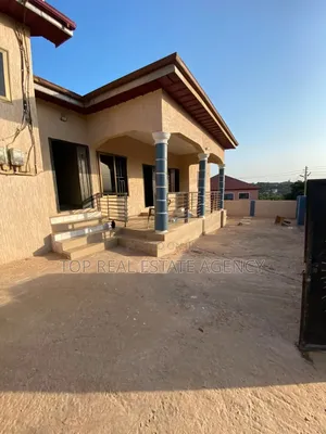 2bdrm Apartment in Kwabenya Estate, Ga East Municipal for rent
