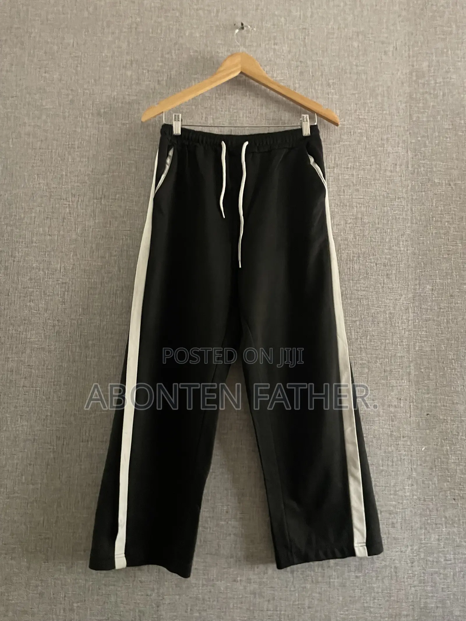 Hard Sweatpants