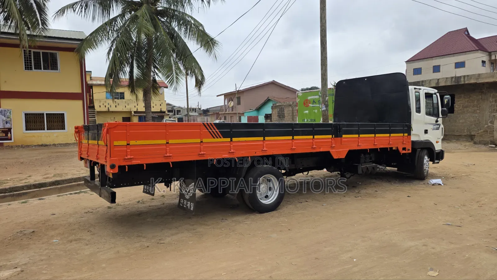 Hyundia 5Ton 8 Hos Full Air