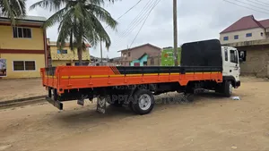 Hyundia 5Ton 8 Hos Full Air