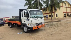 Hyundia 5Ton 8 Hos Full Air