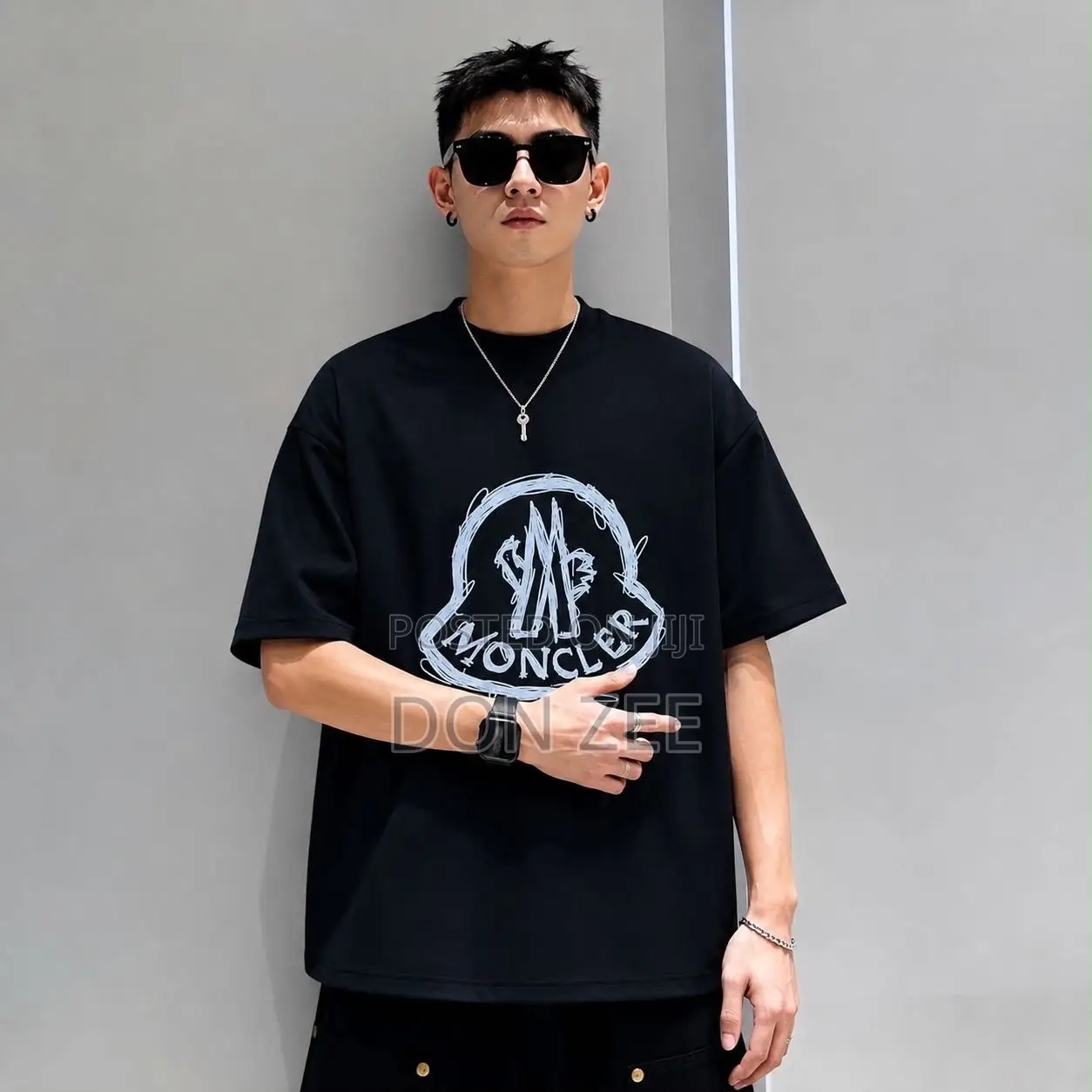 PRDGY Unusually Good Friends Oversized T-Shirt