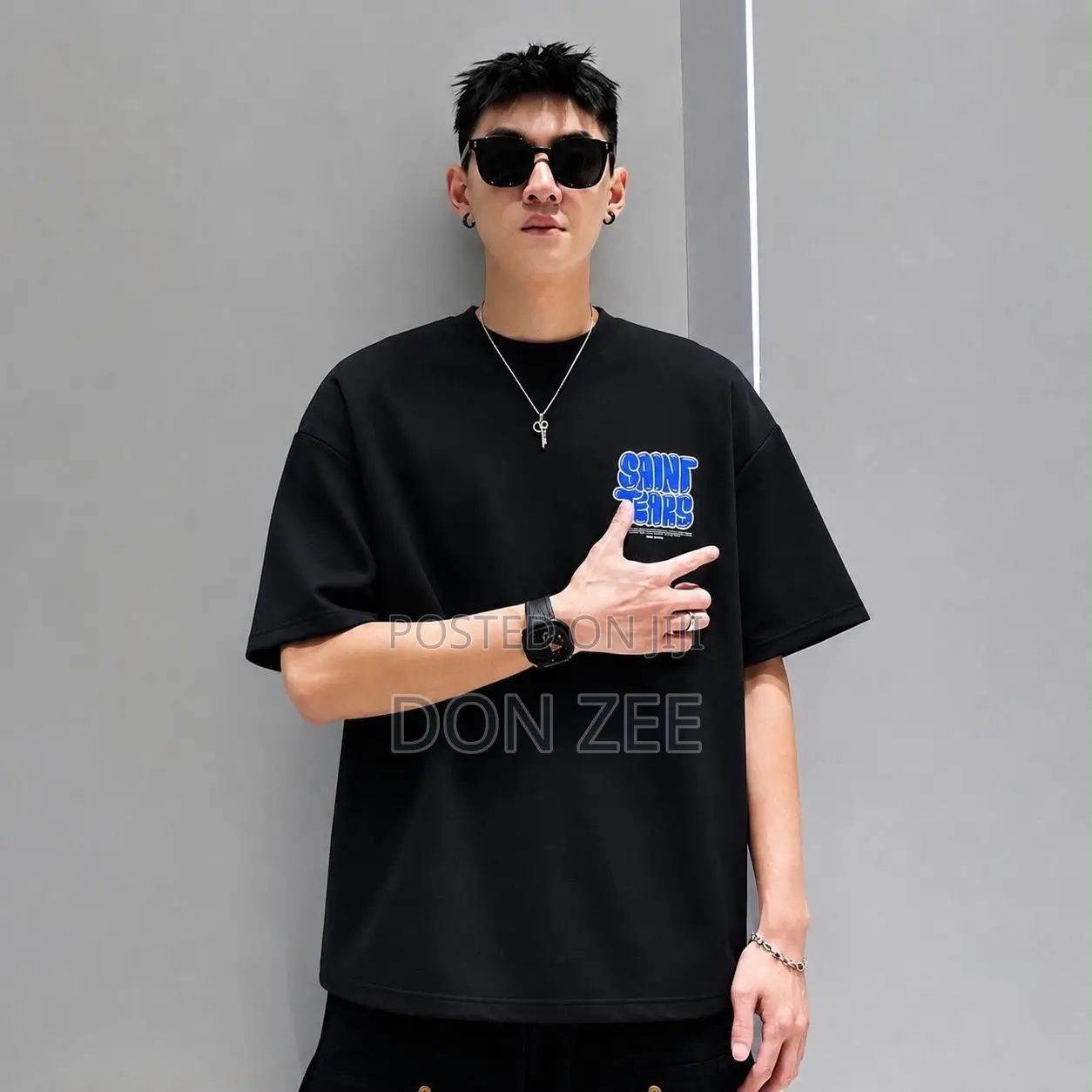 PRDGY Unusually Good Friends Oversized T-Shirt