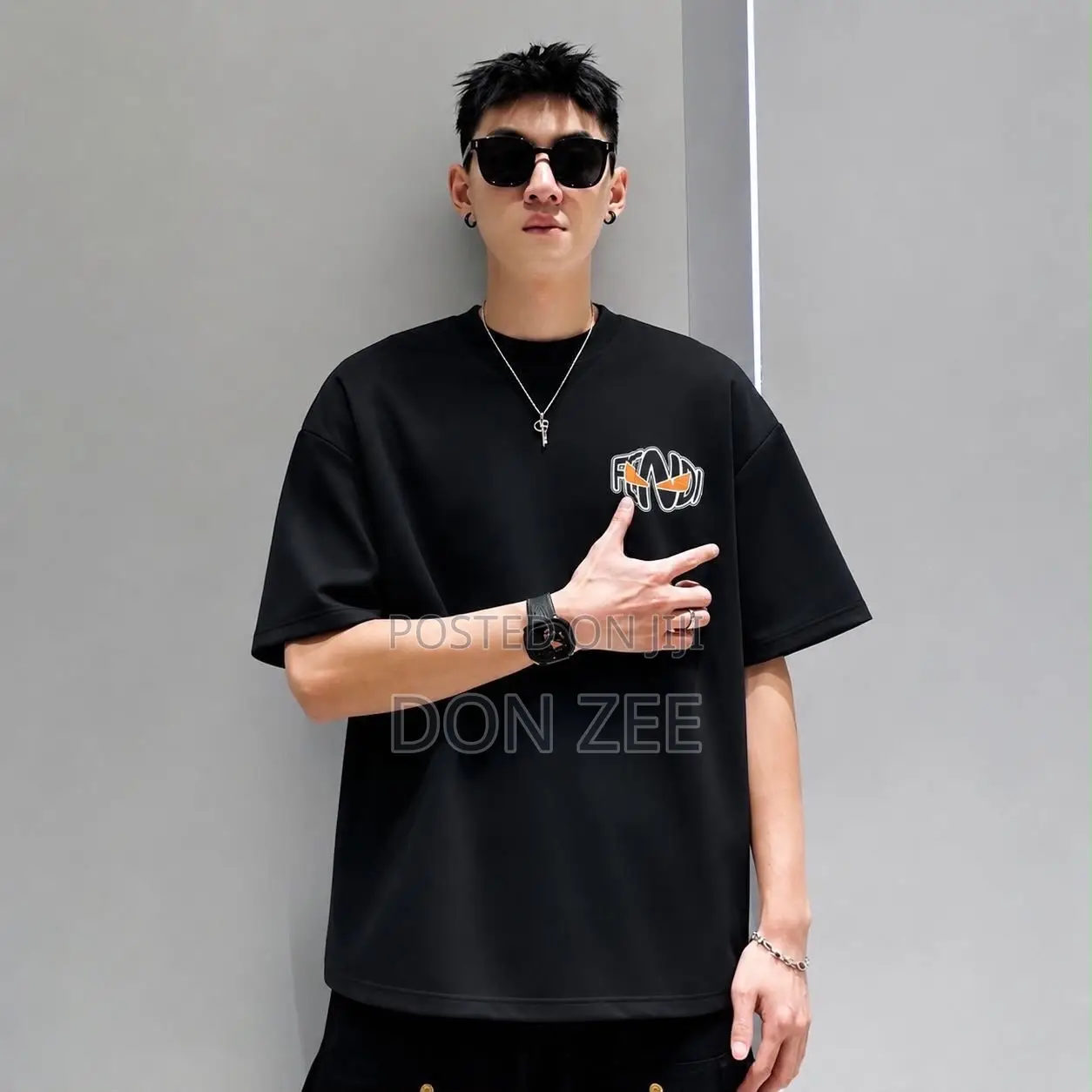 PRDGY Unusually Good Friends Oversized T-Shirt
