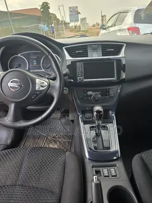 Nissan Sentra 2019 Black