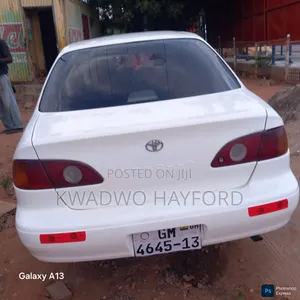 Toyota Corolla 2003 White